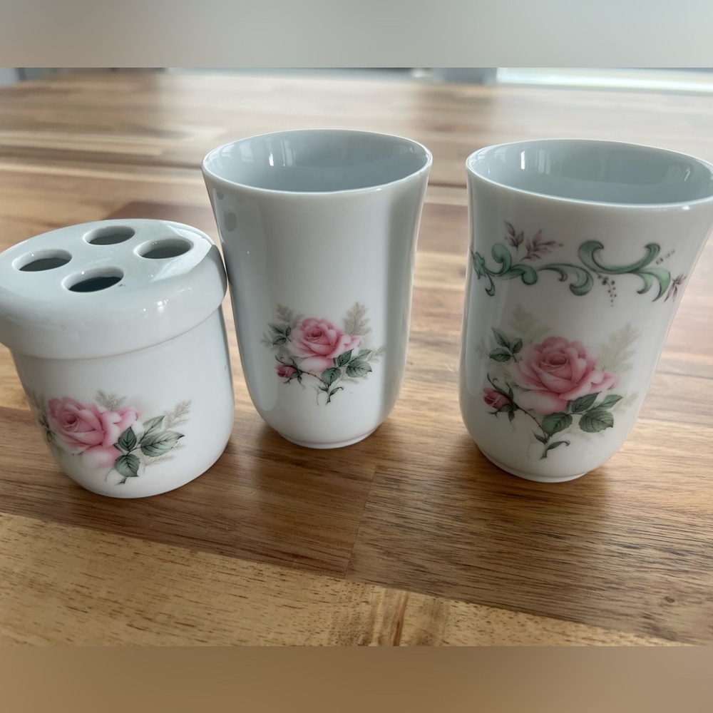 Liette international bathroom set